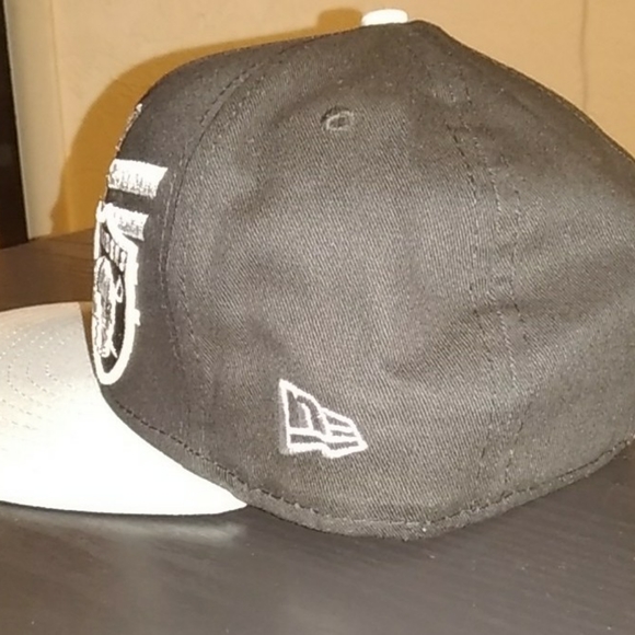 Raiders hat - Picture 6 of 7